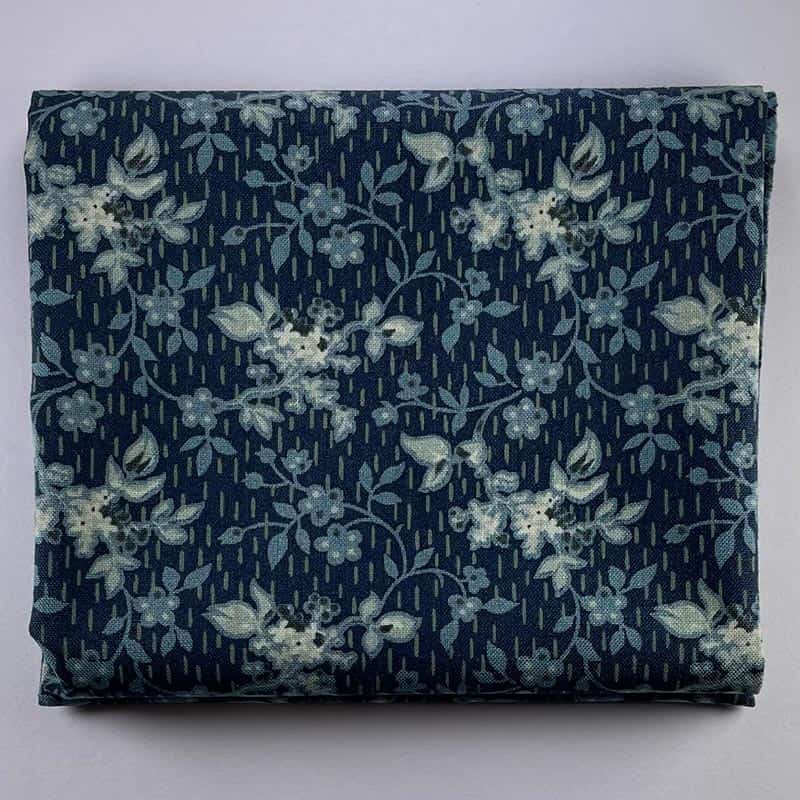 Fat Quarter – Blue Barn by Laundry Basket Quilts – M42273-11